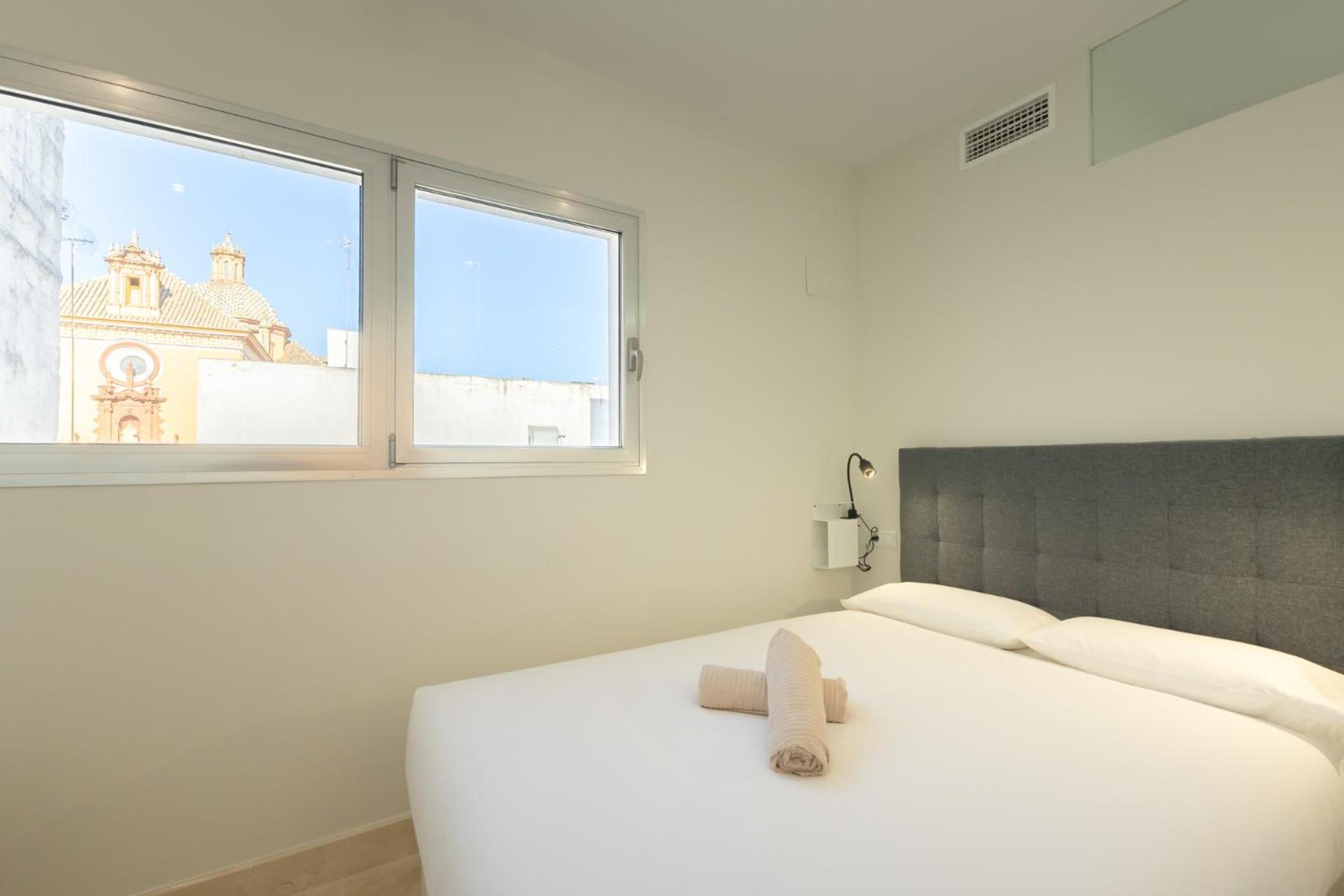 Tentudia Charming Apartments With Private Roof-Top Or Patio In San Bernardo By Ocityzen Sevilla