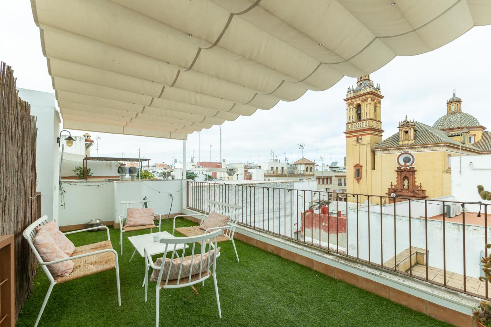 Tentudia Charming Apartments With Private Roof-Top Or Patio In San Bernardo By Ocityzen * Sevilla