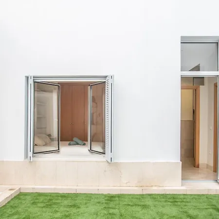 Tentudia Charming Apartments With Private Roof-Top Or Patio In San Bernardo By Ocityzen Seville Exterior photo